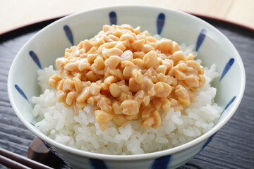 ひきわり納豆ごはん