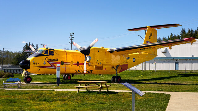 Image of the retired Buffalo search and rescue plane at the Comox Air Force Museum.