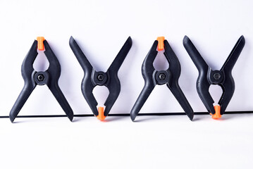 claw clamp clamp plastic nailer tool to fasten hold