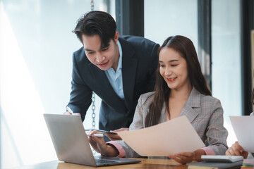 Business colleagues discussing projec