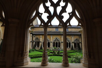 cloitre de l'abbaye de Cadouin, Dordogne
