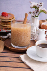 Quinua quinoa porridge hot beverage andes traditional drink super food