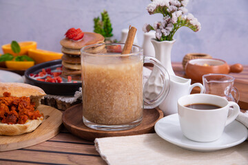 Quinua quinoa porridge hot beverage andes traditional drink super food