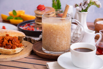 Quinua quinoa porridge hot beverage andes traditional drink super food