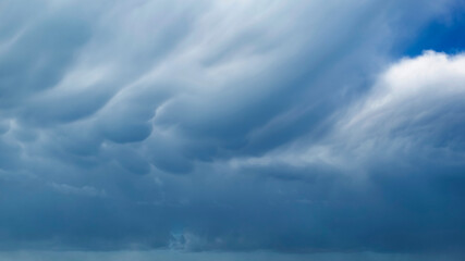 Jour d'orage en bord de mer