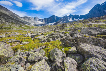 Stones in the Yeshtu valley. Altai landscape