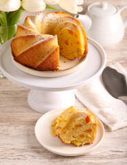Apricot ring cake