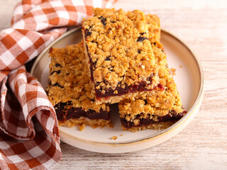 bars with date and apple filling