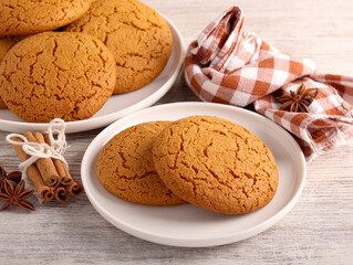 Spicy cookies, ginger snaps biscuits o