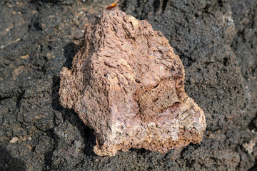  Kalama flow / Koko Rift basalts,  Honolulu Volcanics	. About 0.1 Million years ago.  Geology of Oahu, Hawaii
