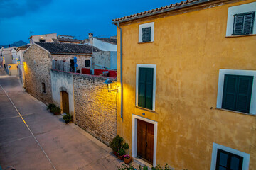 Abendrunde durch die antike Altstadt von Alcúdia inkl. einen fantastischen Sonnenuntergang auf der Balleareninsel Mallorca - Spanien