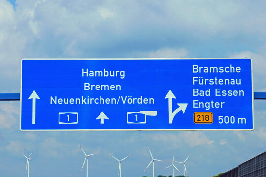Autobahnschild Richtung Hamburg Bramsche
