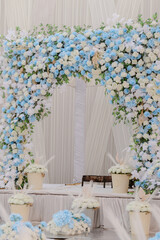 Beautiful romantic elegant wedding decor f