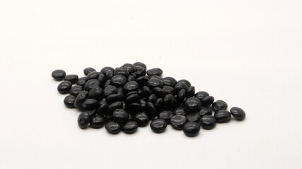 Choco chips, chocolate-flavored food and drink toppings.
