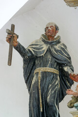 Obraz premium Statue of Saint on the main altar in the chapel of Saint Margaret in Lenisce, Croatia