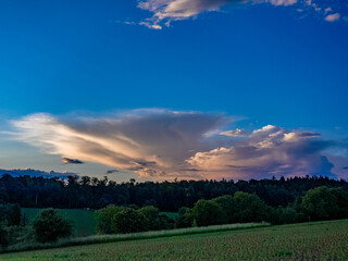 Bizarres Wolkengebilde