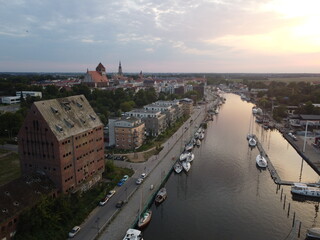 Sonnenuntergang &uuml;ber Greifswalder Ryck