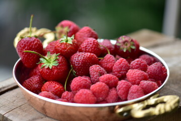raspberries on a plate