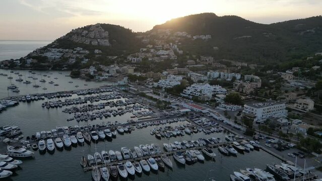 Aerial video over Avinguda de Gabriel Roca i Garc&iacute;as, Palma de Mallorca island, Spain