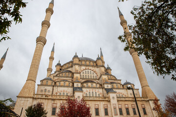 Obraz premium sabancı mosque in adana, turkey