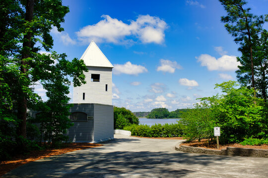 A sunny landscape of the lookout tower at Lake Crabtree County Park in Morrisville, North Carolina, USA.