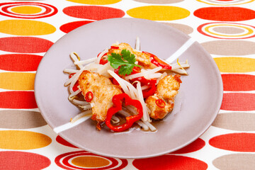 鶏肉のエスニック漬け