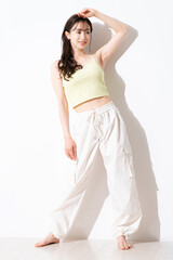 Naklejka premium 30代スポーツウェアの女性