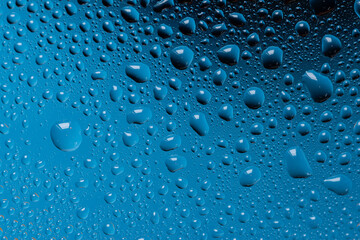 ガラスに着いた水滴