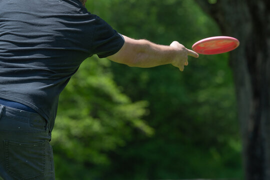 frisbee golf selective focus fun activity basket copy space background image 