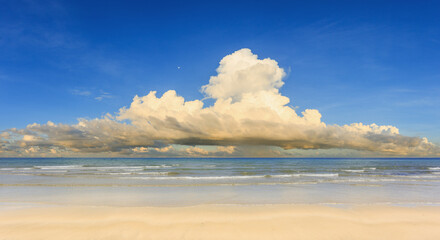 Panorama beautiful ocean during sunset outdoor nature background