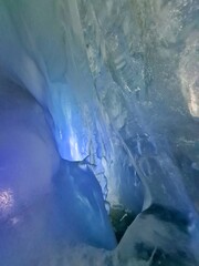 Eishöhle 