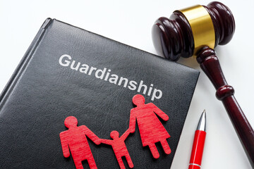Guardianship law, family figures and a hammer.