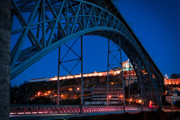 Fototapeta premium The Dom Luis I Bridge Over The Douro At Night
