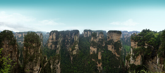 Zhang Jiajiae Forest Park, a giant pillar or cliff mountain, rises from the valley, Hu Ling Yuan, Zhang Jiajia, Hunan, China.