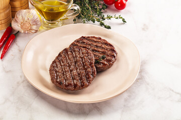 Grilled beef cutlet for burger
