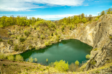 Eine Fr&uuml;hlingshafte Wanderung durch das wundersch&ouml;ne Sinntal zum Schwarzen Berge bei Riedenberg - Bayern -Deutschland