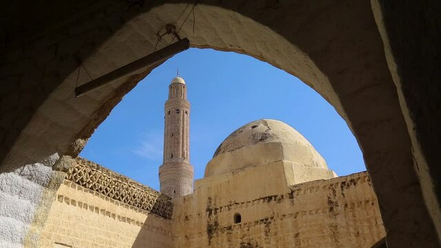 Al-Mudhafar Historical Mosque and School is one of the most important historical monuments in the city of Taiz, Yemen
