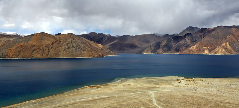 Pangong tso lake panoramic view, leh ladakh 