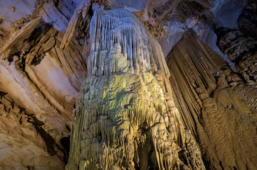 Paradise Cave (Thien Duong Cave) - The Longest Dry Cave in Asia, Phong Nha Ke Bang National Park,...