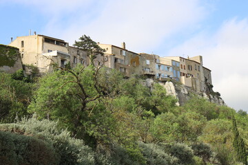 Vue d'ensemble du village, village de Bages, département de l'Aude, France