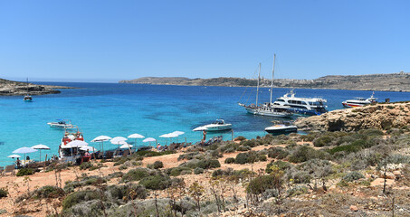 Fototapeta premium el famoso blue lagoon de la isla de malta
