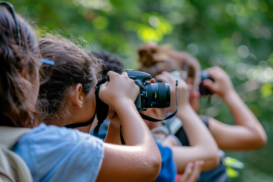Teen photography workshop outdoors capturing nature