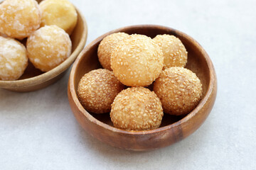 Thai snack, Fried mung bean stuffed balls