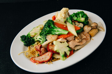 Cantonese Chow Mein