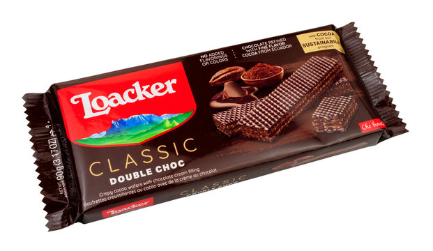 Loacker classic double choc wafer biscuits with chocolate cream filling in a 90g pack