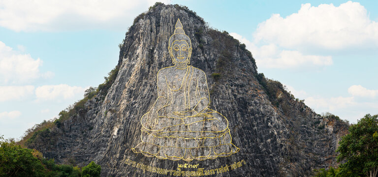 Khao Chi Chan Buddha. Big buddha with sky background at Pattaya. Thailand. Thai language, translate: created in 1996, buddha name is Phra Puttha Maha Wachira Uttamopat Satsada.