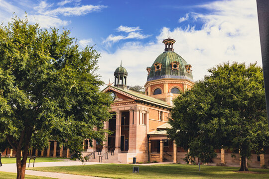 The historic Bathurst Courthouse built in 1880