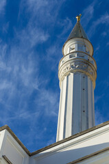 Obraz premium Stylized minaret pointing to the sky above the Turkish Bath building (Tsarskoye Selo, St. Petersburg, Russia)