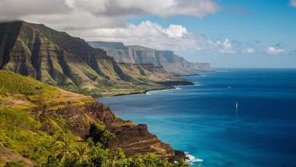 Hawaii - A breathtaking, panoramic image of the beautiful Hawaiian landscape.