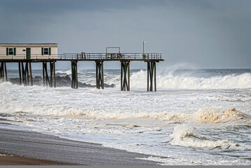 Waves on Pier